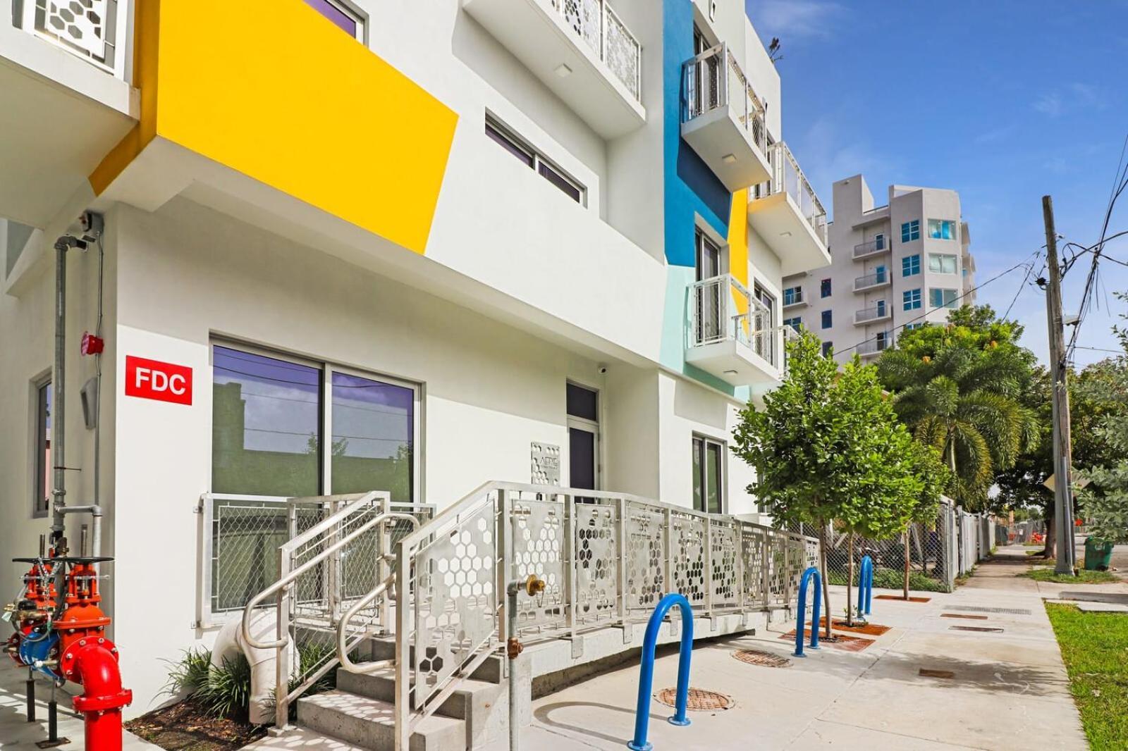 Aerie Apartments Miami Eksteriør bilde