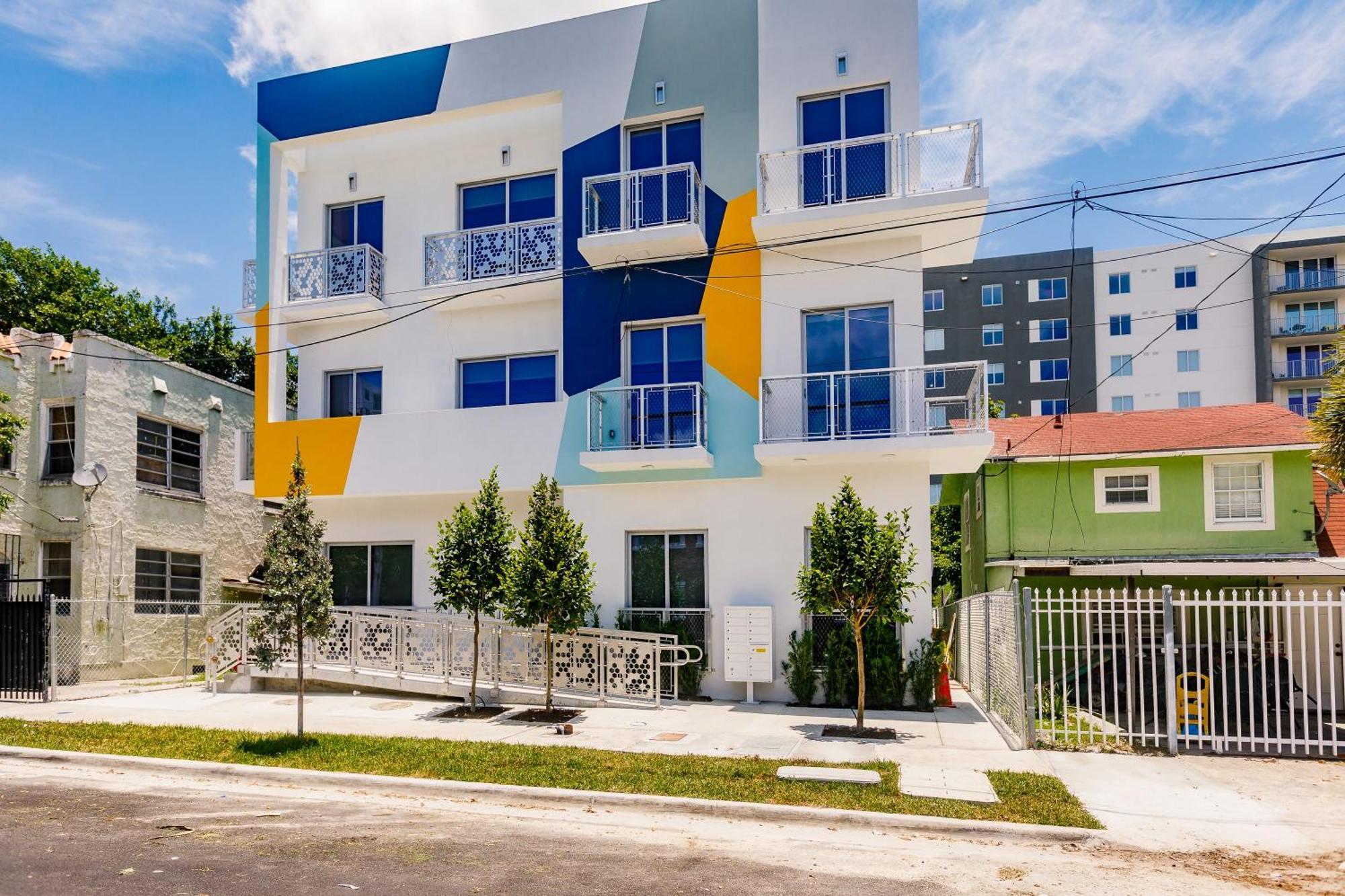 Aerie Apartments Miami Eksteriør bilde